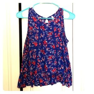 Women’s summer top